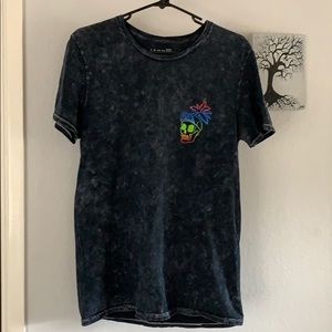 Men’s t shirt